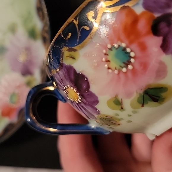 Handpainted Teacup & Saucer - Picture 6 of 10